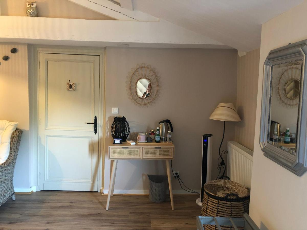Le Numero 15 Saint-Seurin-sur-l'Isle Exterior photo