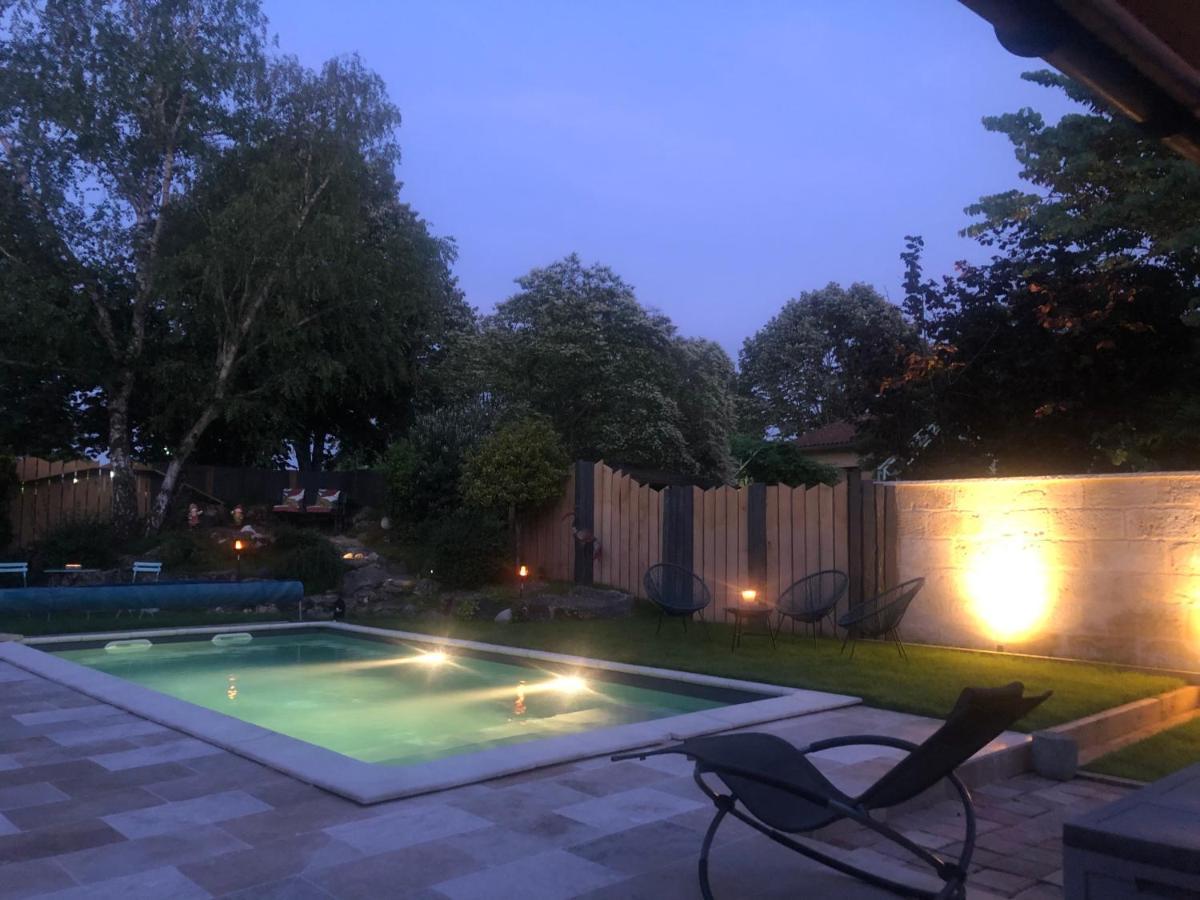 Le Numero 15 Saint-Seurin-sur-l'Isle Exterior photo