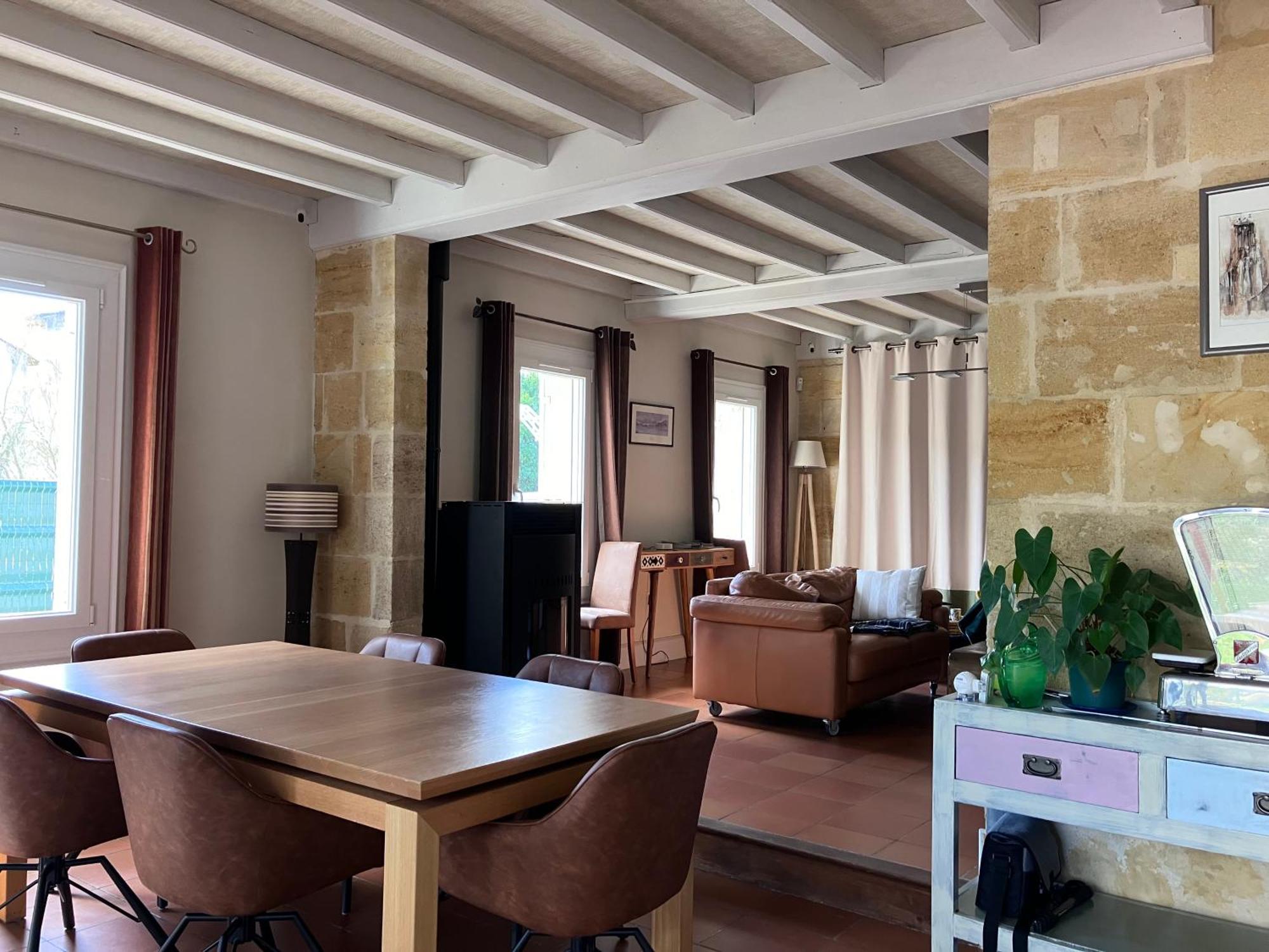 Le Numero 15 Saint-Seurin-sur-l'Isle Exterior photo